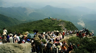 Das Yen Tu-Fest läutet das Jahr des Drachens ein
